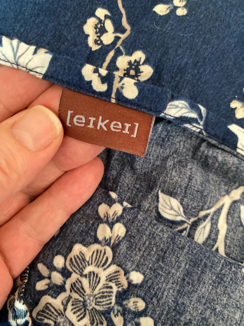 Eikei Egyptian cotton 2 floral print pillowcases/shams